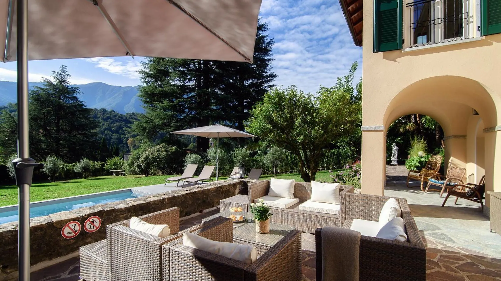 לנו Villa Riva - By Myhomeincomo
